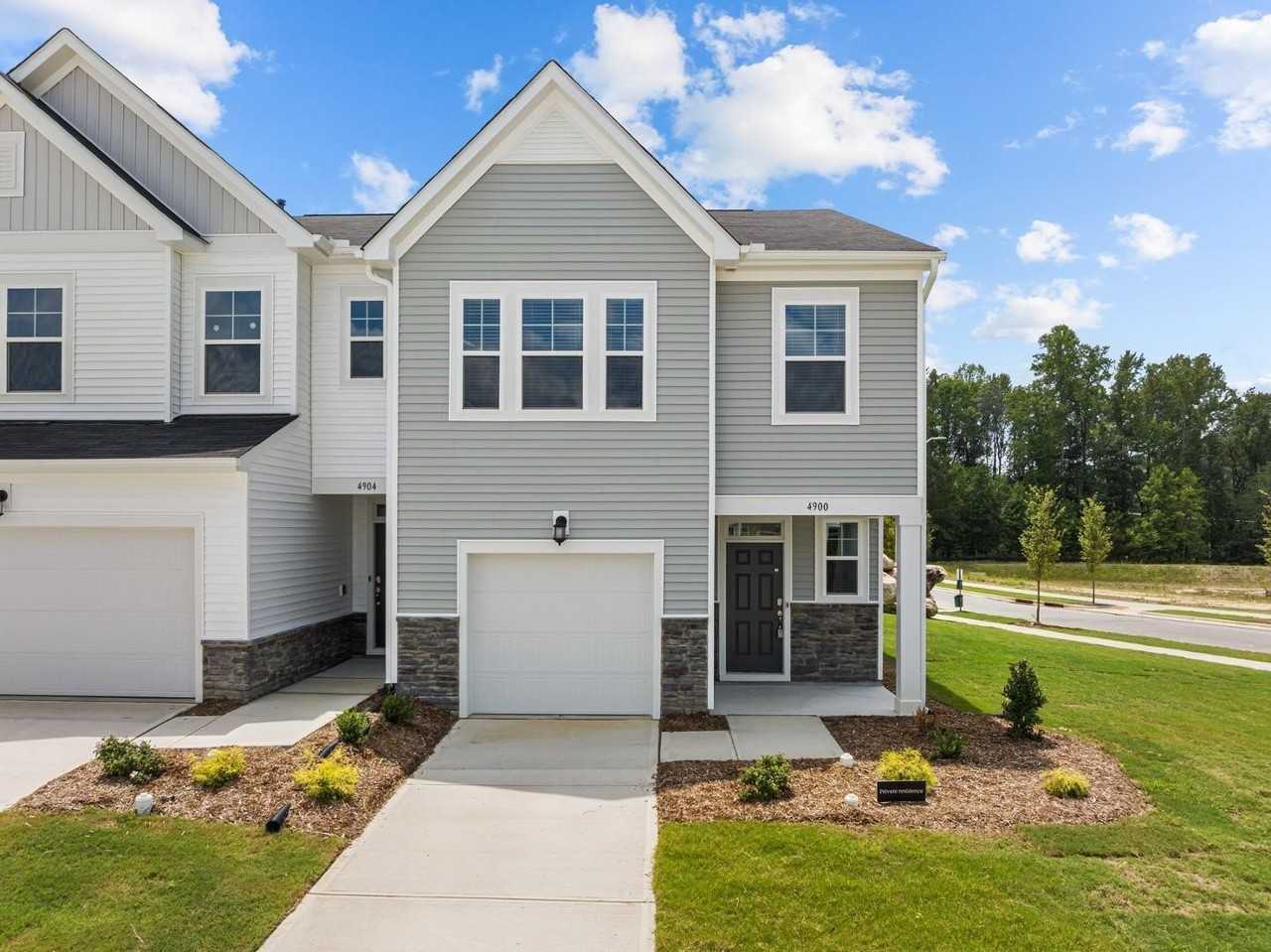 4900 Arkose Dr - Photo 2 of 50