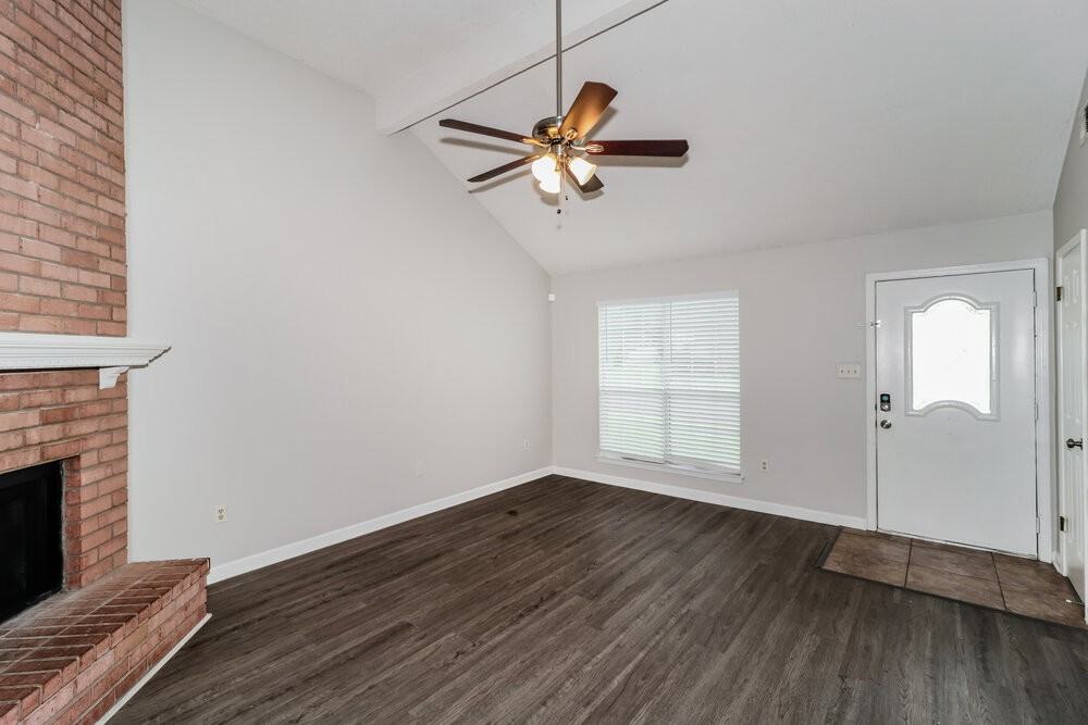 7054 Brady Hill Dr - Photo 4 of 16