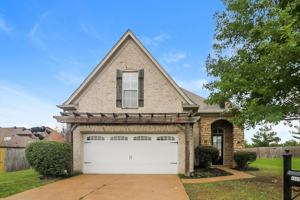 featured image of 4860 Stirrup Dr