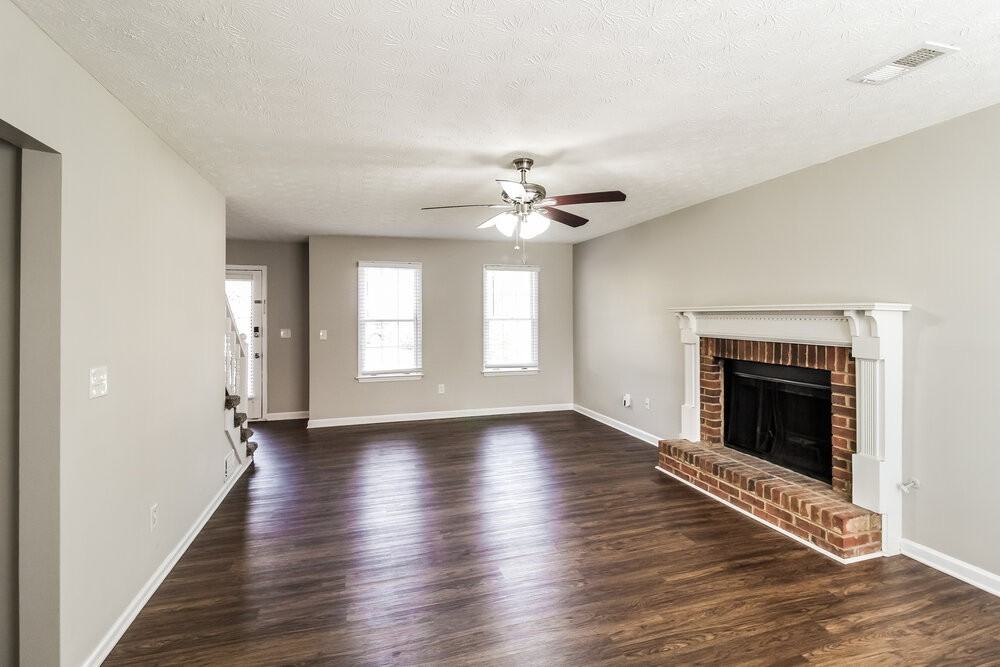 1340 Grayland Hills Dr - Photo 4 of 17