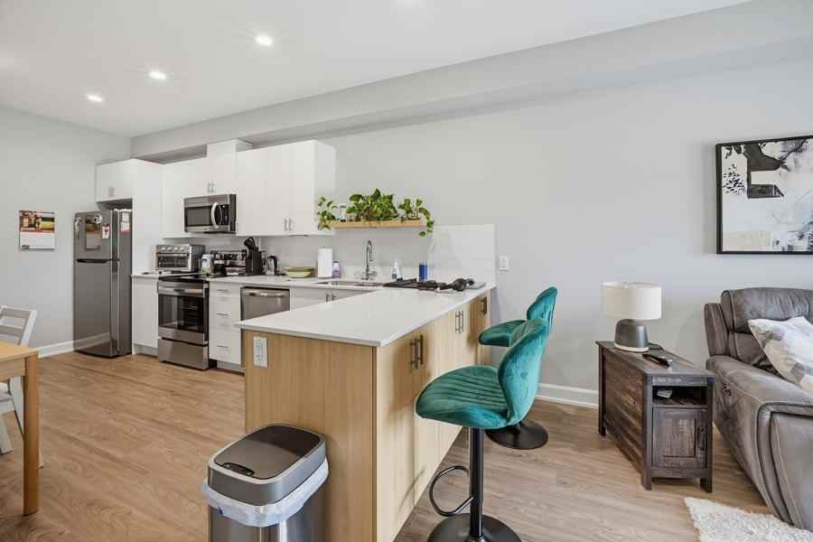 2380 Cléroux Cres - Photo 4 of 14