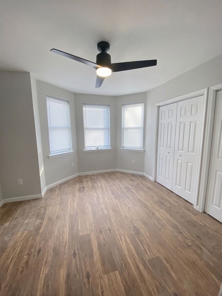 4327 Reno St - Photo 4 of 6
