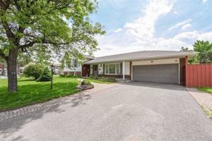 featured image of 2 Marchbank Crescent