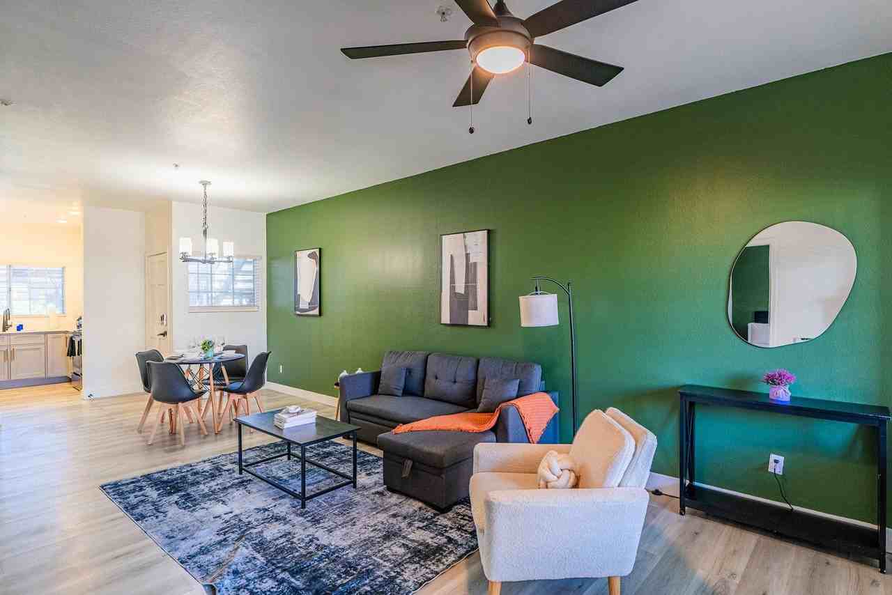 7900 E Princess Dr #1597025P - Photo 5 of 50