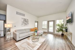18210 Park Row Dr - Photo 1 of 1