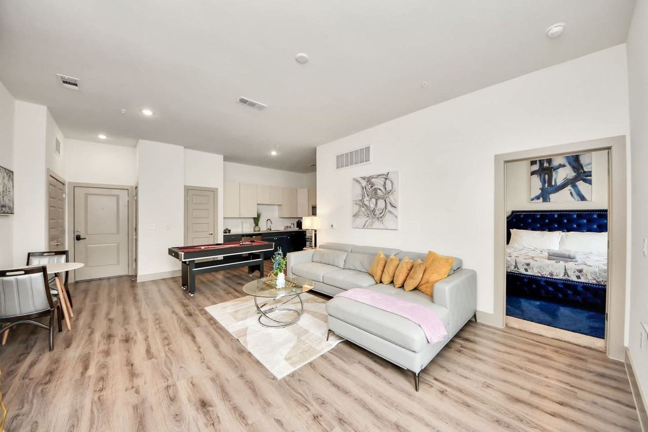 18210 Park Row Dr #1604341P - Photo 5 of 50