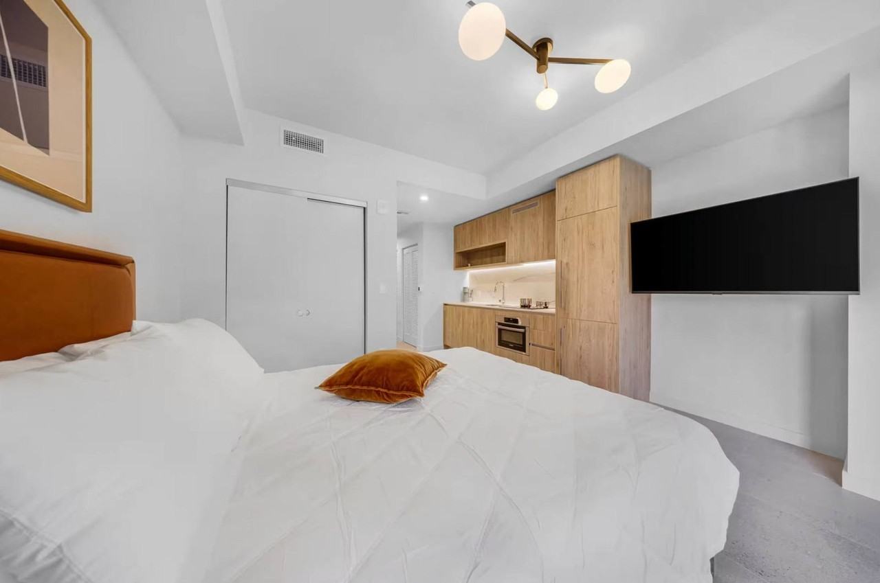 601 N Miami Ave #1625623P - Photo 5 of 43