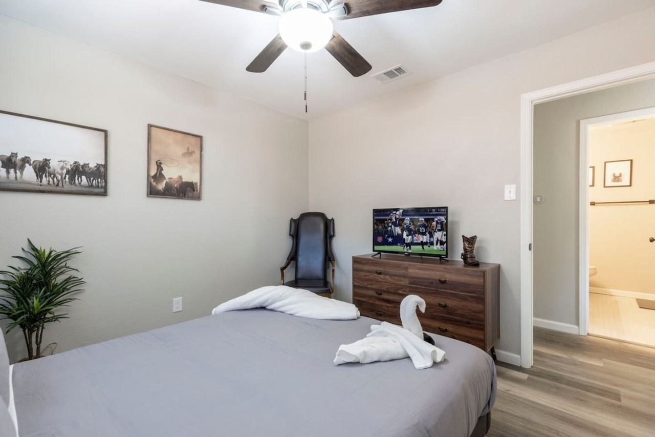 604 Gemini Ct #1626233P - Photo 6 of 37