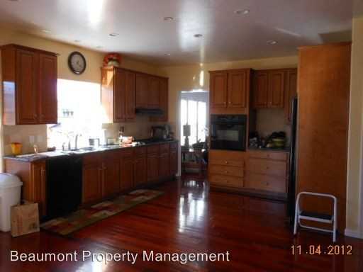 660 Harcourt Ave - Photo 3 of 14