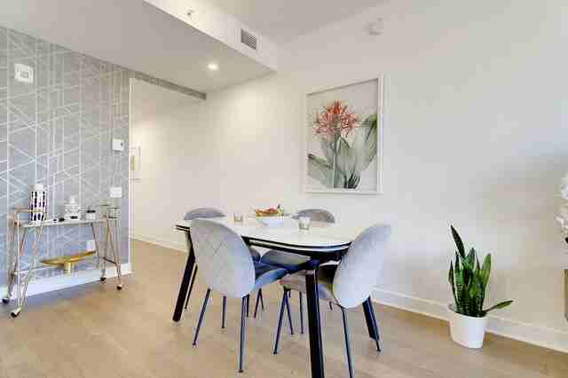 1 Boulevard De Maisonneuve Ouest #1206 - Photo 7 of 25
