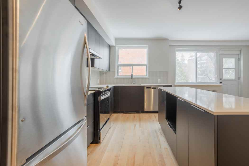 1375 Croissant Sherwood - Photo 2 of 17