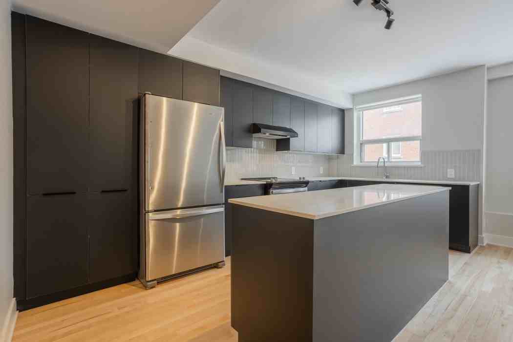 1375 Croissant Sherwood - Photo 3 of 17