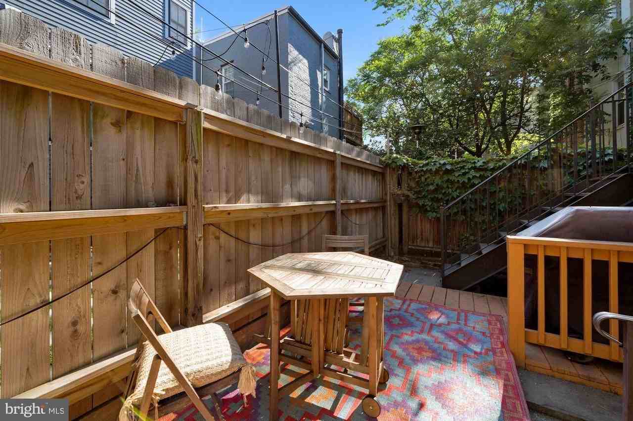 1439 W St NW - Photo 7 of 20