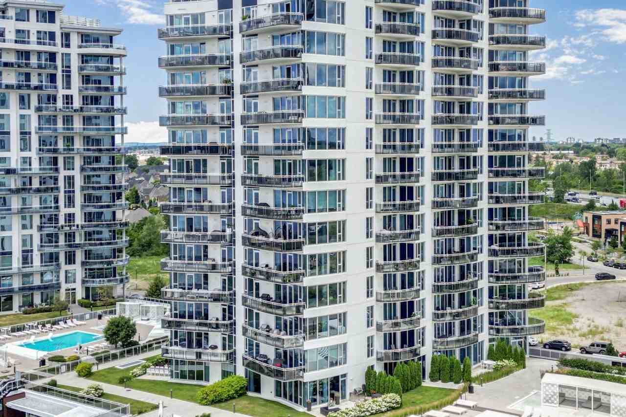 255 Rue Étienne-Lavoie #804 - Photo 2 of 15