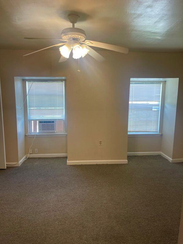 2464 Mexico St - Photo 5 of 6