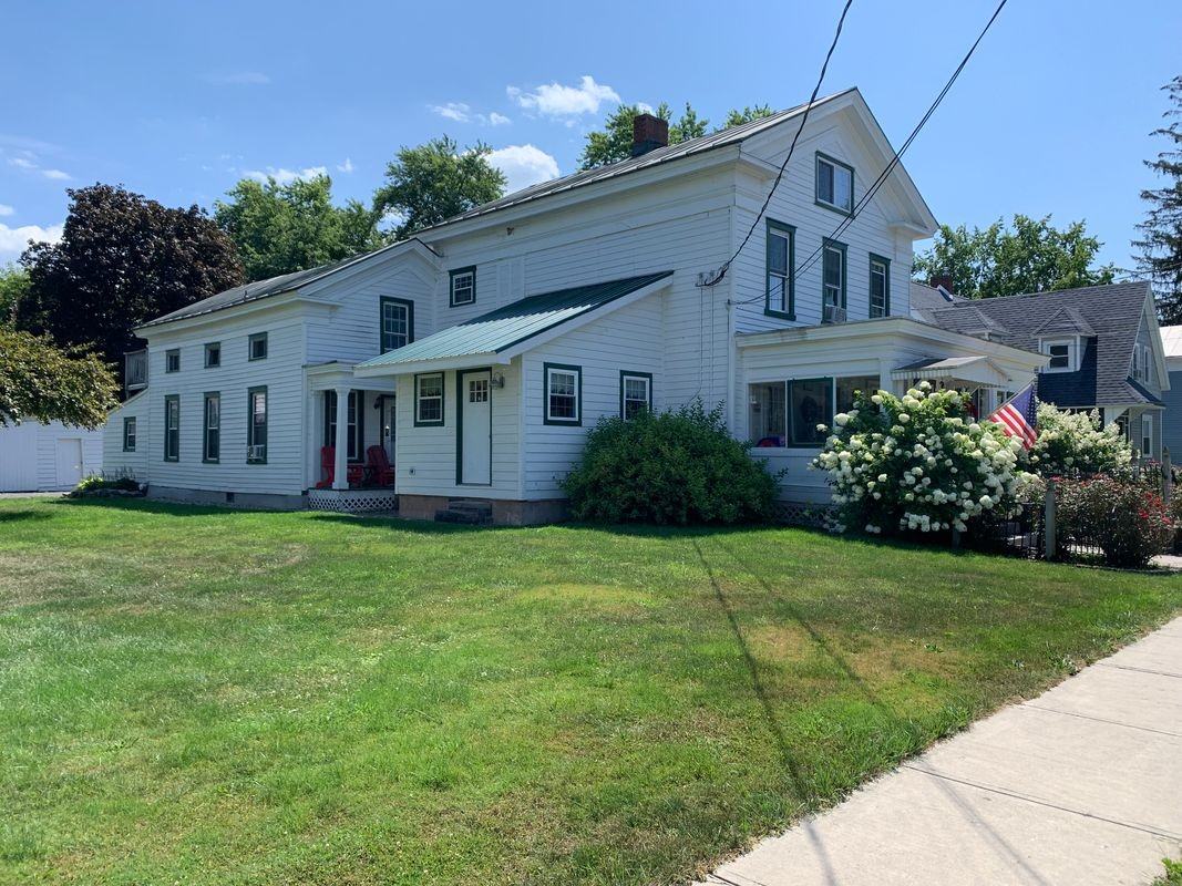 152 Grand St - Photo 4 of 4