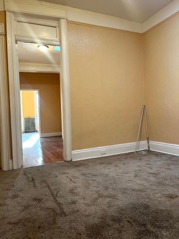 220 Grant Ave ##2 - Photo 5 of 11