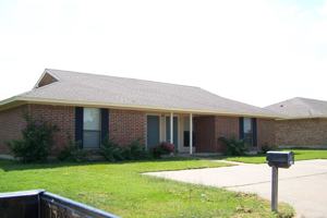 featured image of 239 Summit Dr ##A