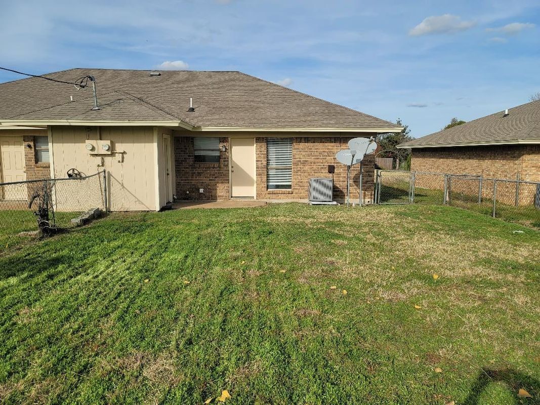 239 Summit Dr ##A - Photo 6 of 6