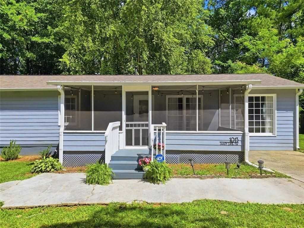 1013 Shady Ln Nw - Photo 2 of 42