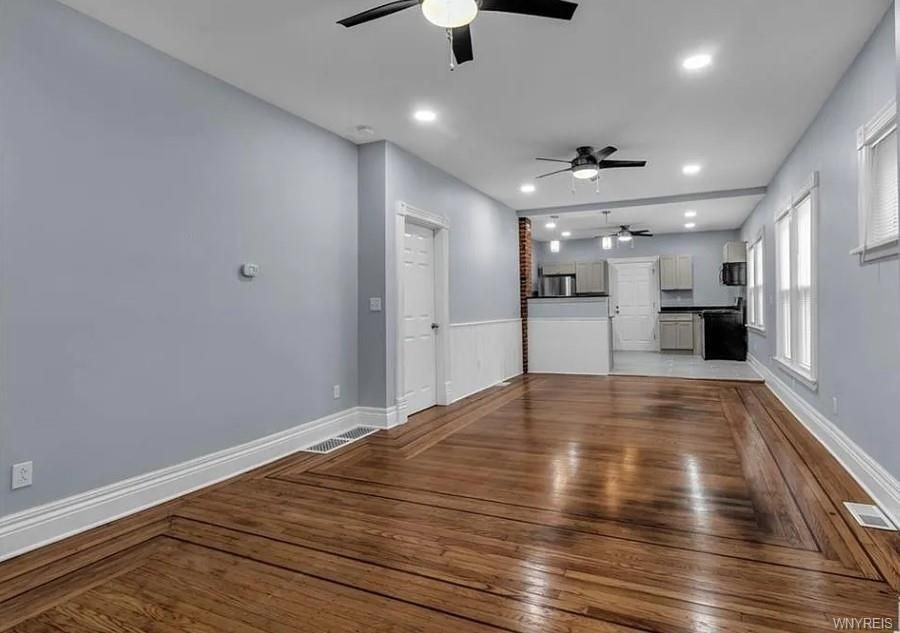 378 Breckenridge St ##Apt - Photo 4 of 5