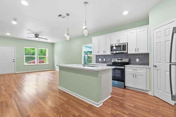 819 Junction Ave ##B - Photo 2 of 7