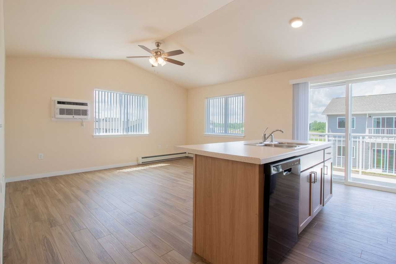 SCS Eau Claire Apartment Community - Photo 4 of 50