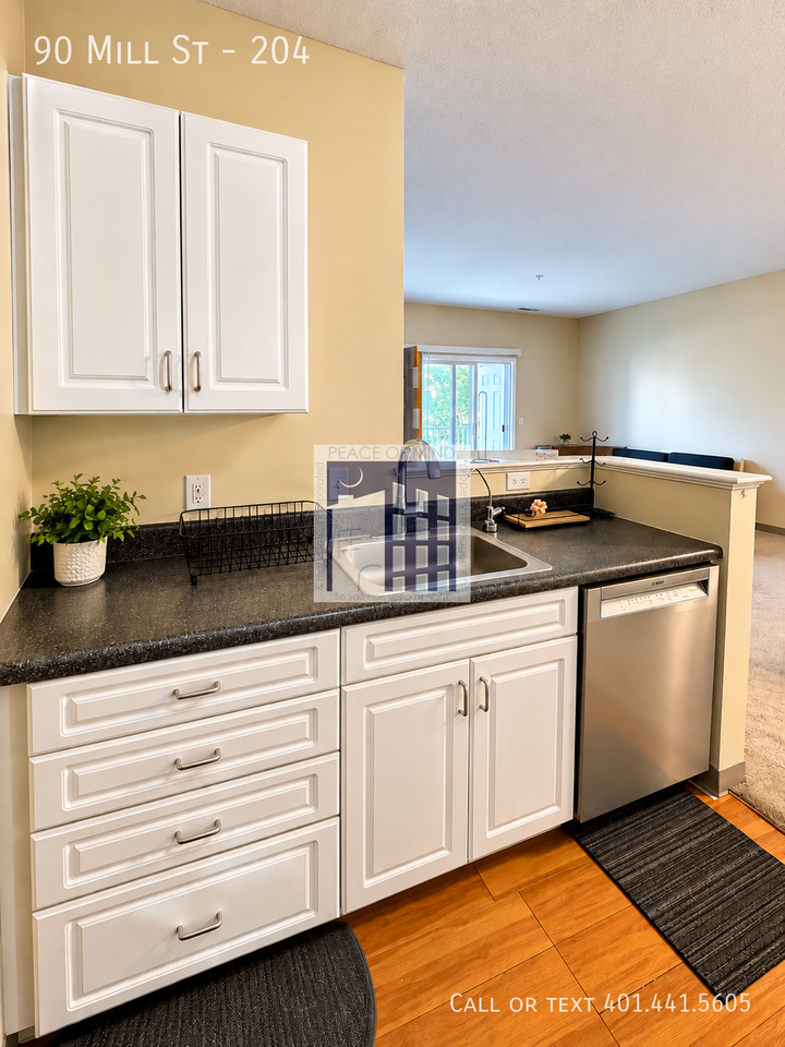 90 Mill St #204 - Photo 4 of 15