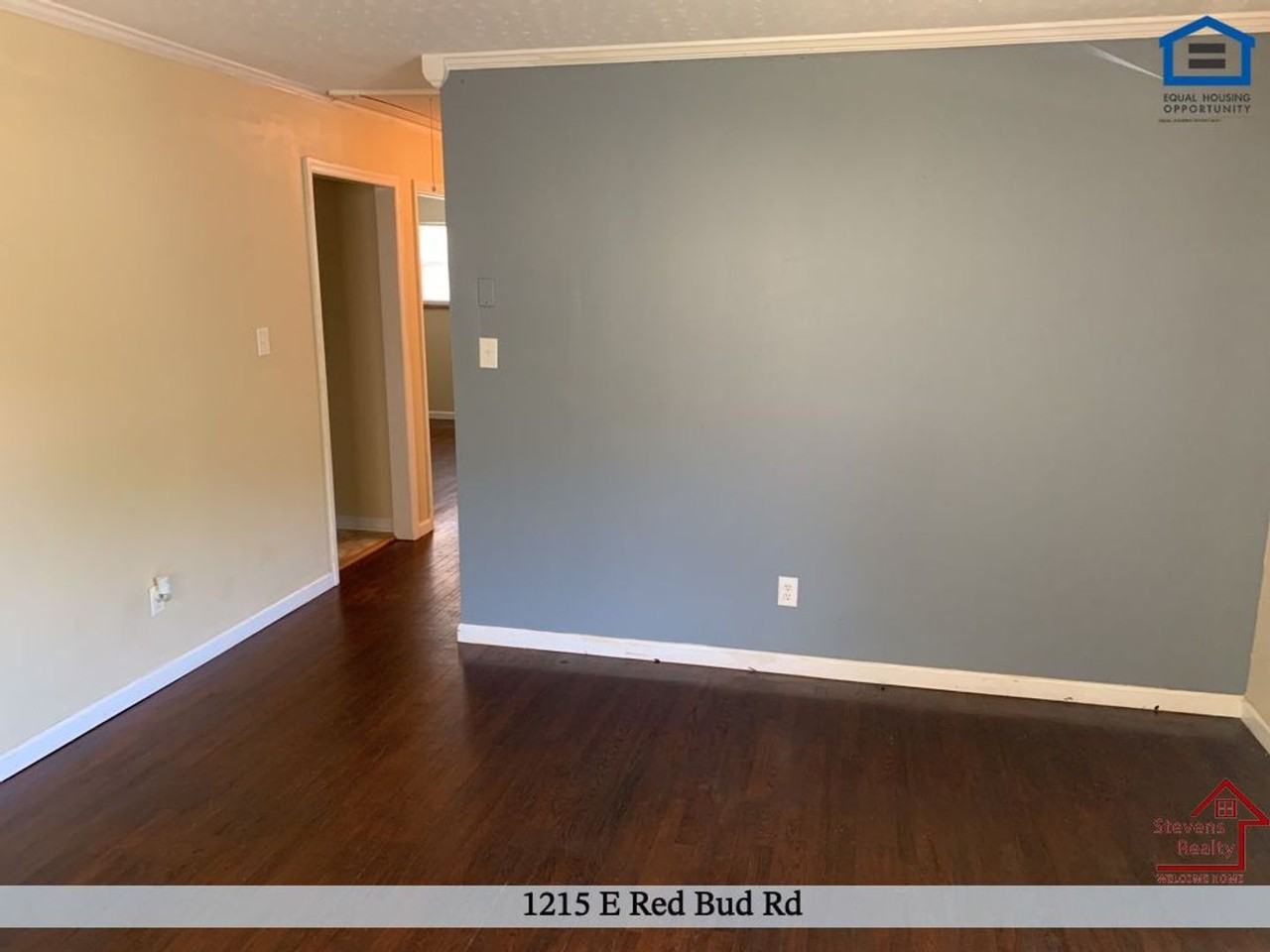1215 E Red Bud Rd - Photo 4 of 18