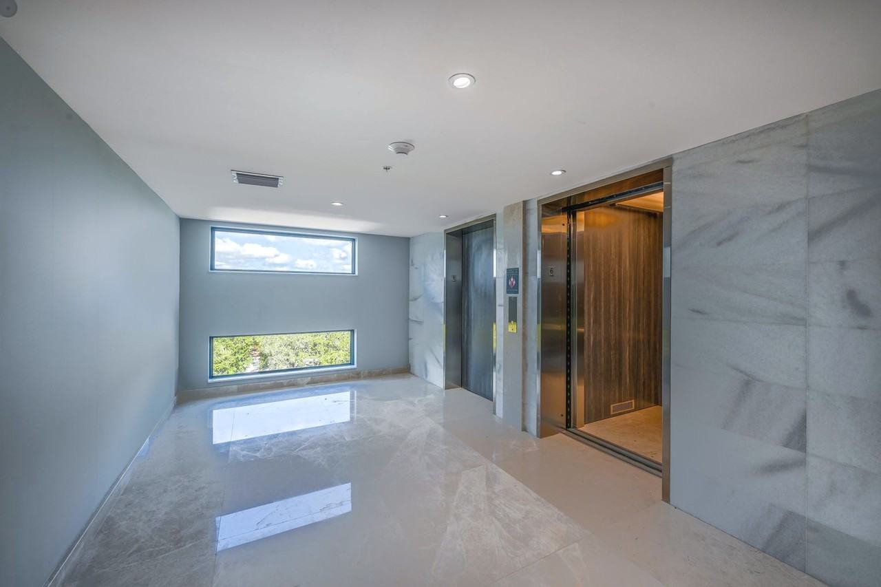 Solo Miami Residences - Photo 4 of 40