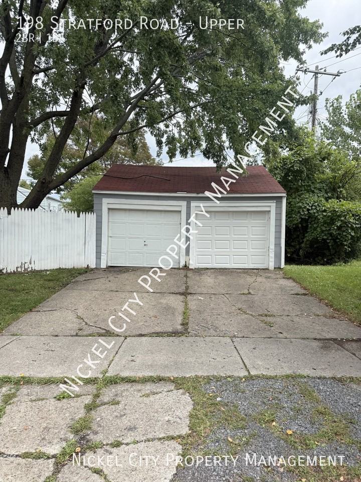 198 Stratford Rd - Photo 3 of 13
