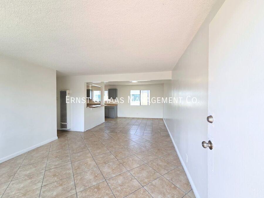 1330 Walnut Ave #03 - Photo 2 of 15
