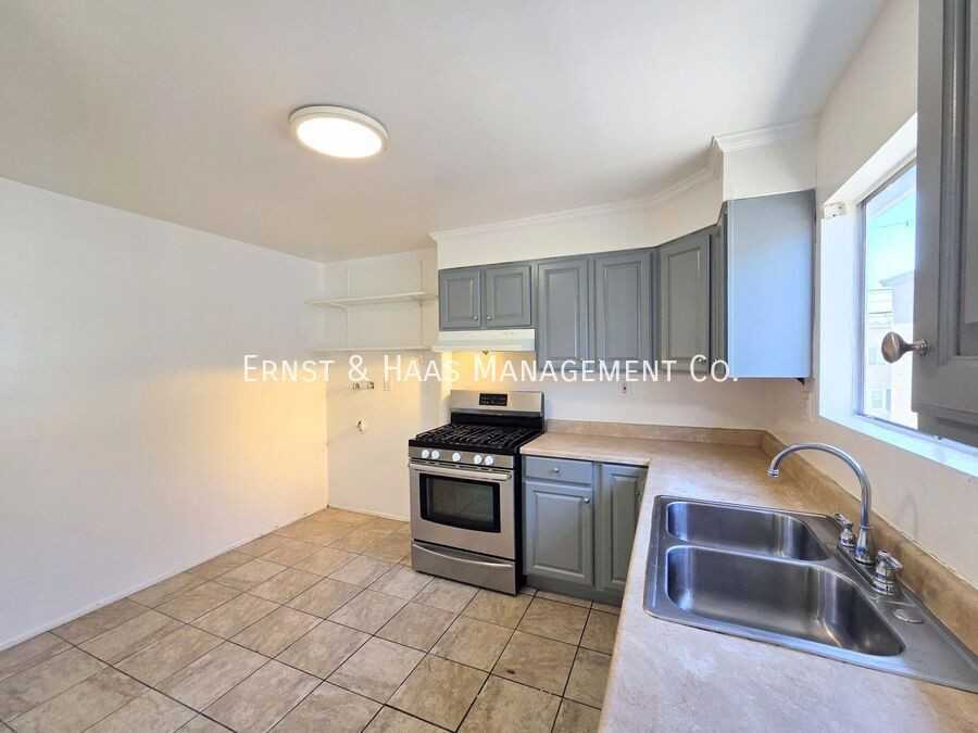 1330 Walnut Ave #03 - Photo 6 of 15