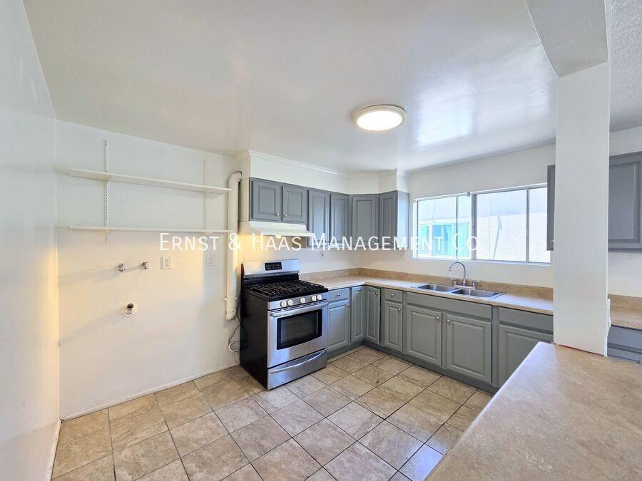1330 Walnut Ave #03 - Photo 7 of 15