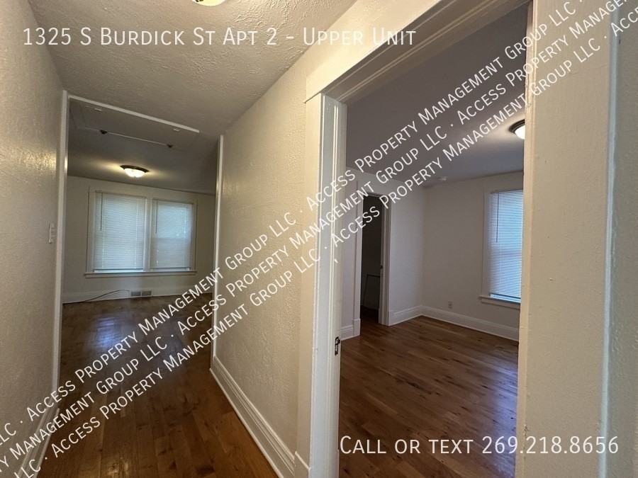 1325 S Burdick St Apt 2 - Photo 5 of 13