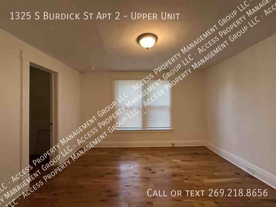 1325 S Burdick St Apt 2 - Photo 6 of 13