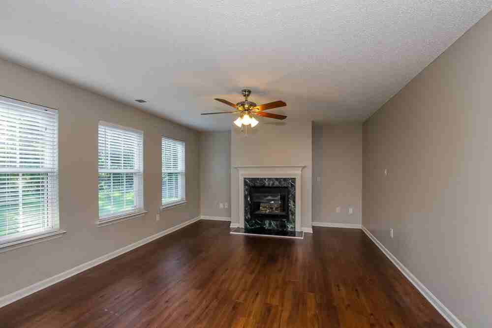 1909 Waters Trail Dr - Photo 6 of 20