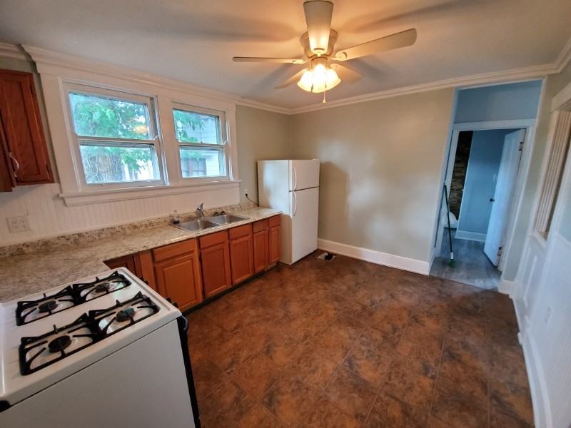 4609 Whetsel Ave - Photo 3 of 9