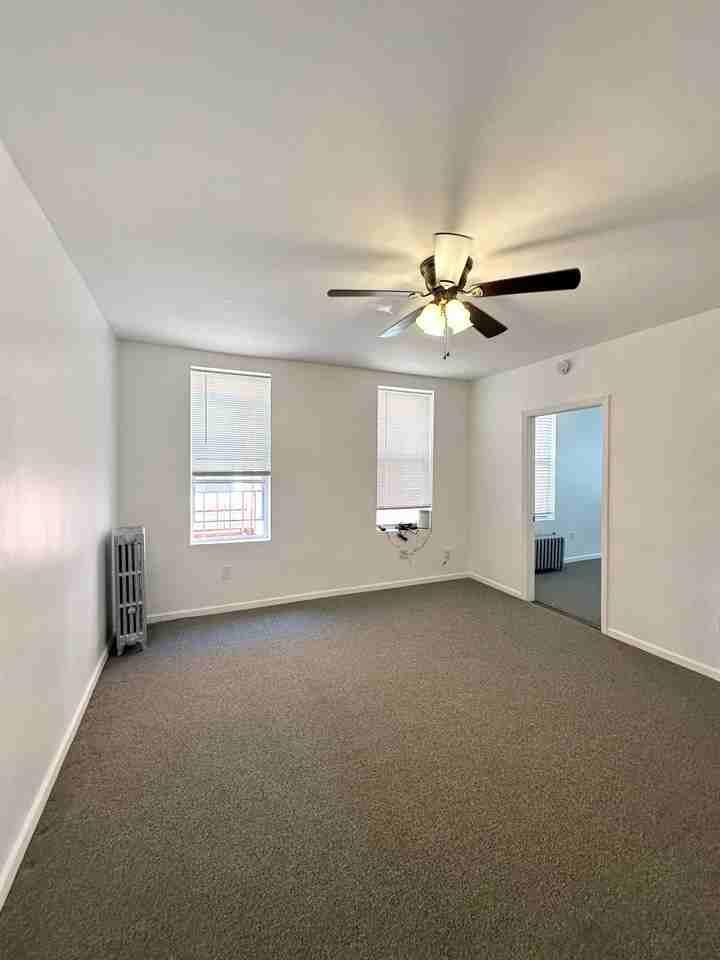 3347 Seymour Ave #2F - Photo 5 of 12