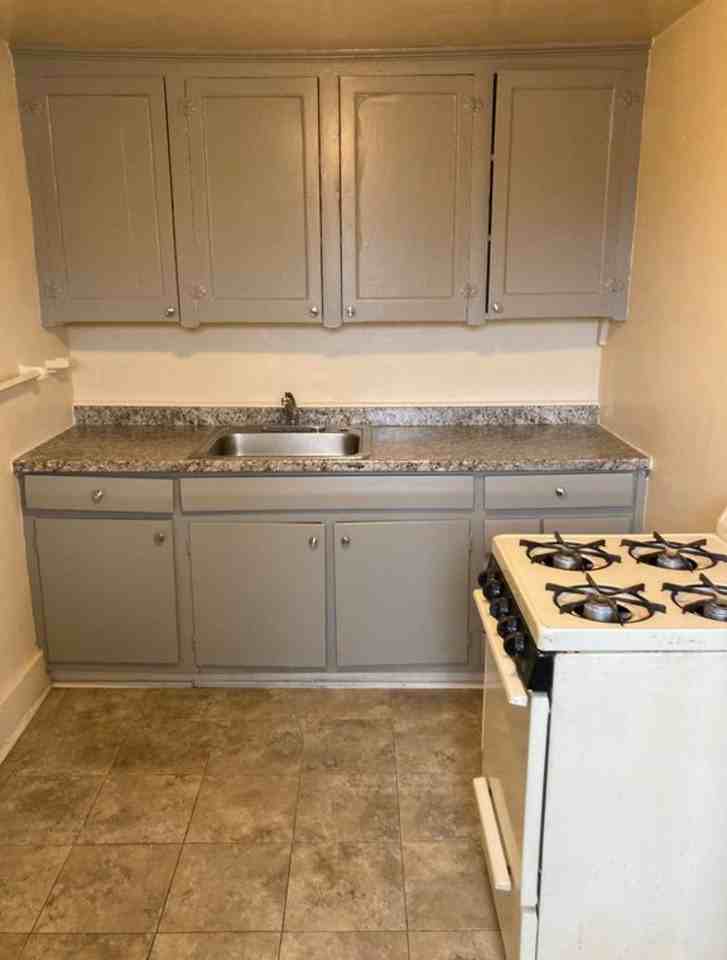 327 West Ave #A - Photo 3 of 4