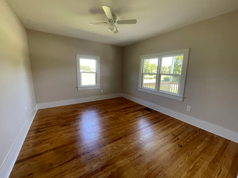 267 Goshen Rd - Photo 7 of 17