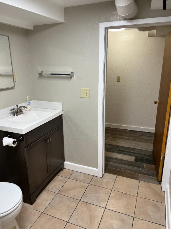 618 1/2 S 15th Ave - Photo 6 of 13