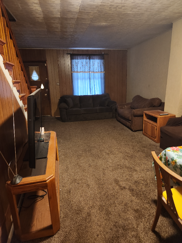 207 S Cecil St #2C - Photo 2 of 11