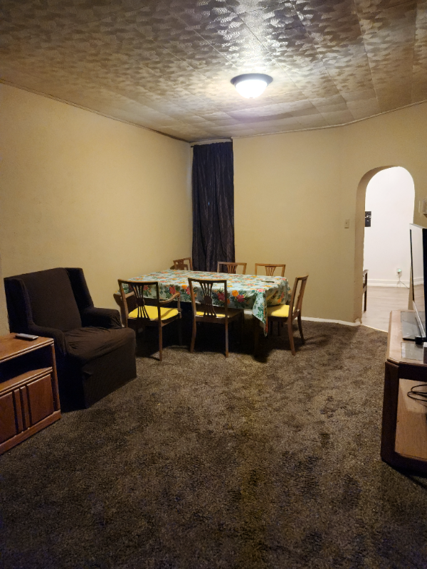 207 S Cecil St #2C - Photo 4 of 11