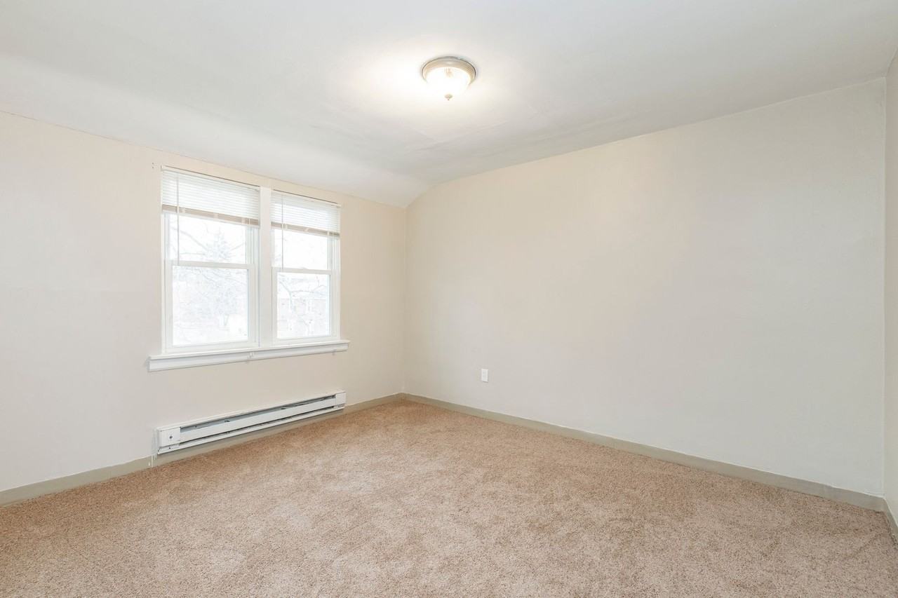 2703 W 4th St #B - Photo 6 of 49