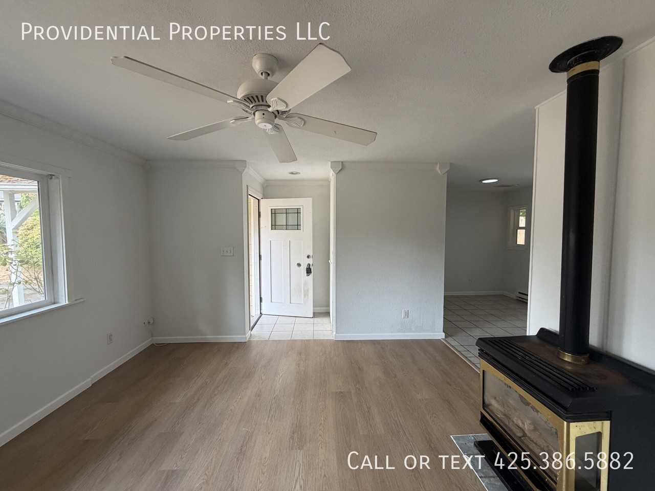 5207 221st St Sw - Photo 5 of 16