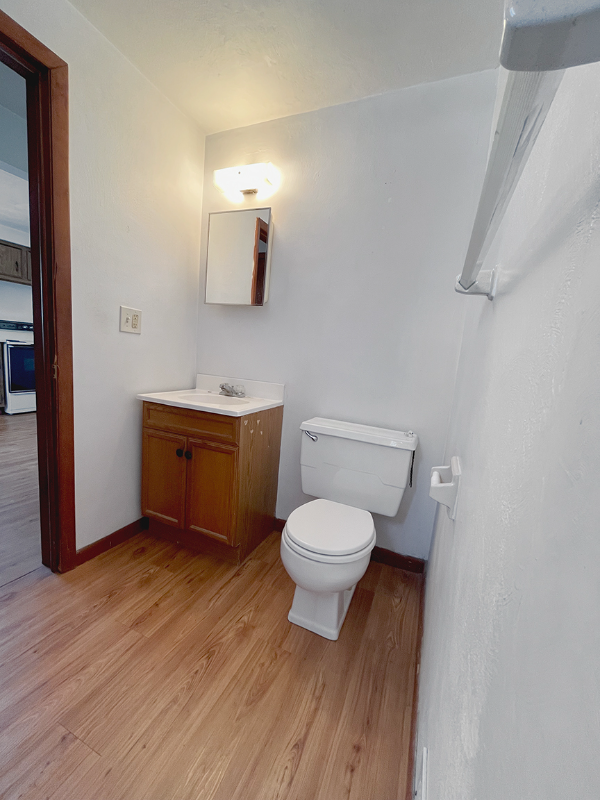 569 Pike St #C - Photo 7 of 12