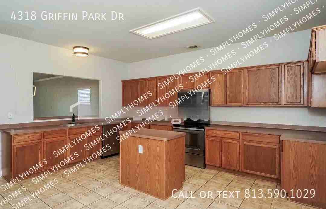 4318 Griffin Park Dr - Photo 5 of 12