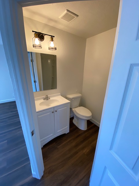 317 N 17th Dr #5 - Photo 5 of 8