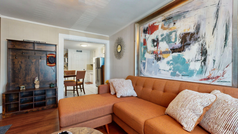 39 Cushing St #B - Photo 3 of 20